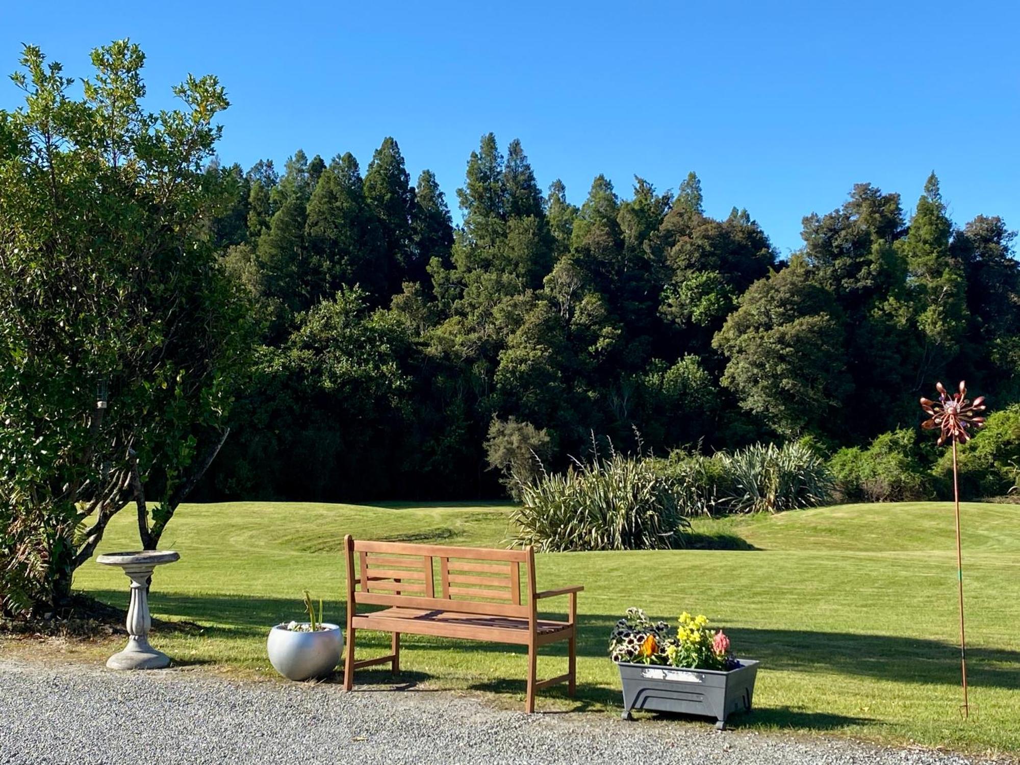 Heritage Park Lodge Haast Eksteriør billede