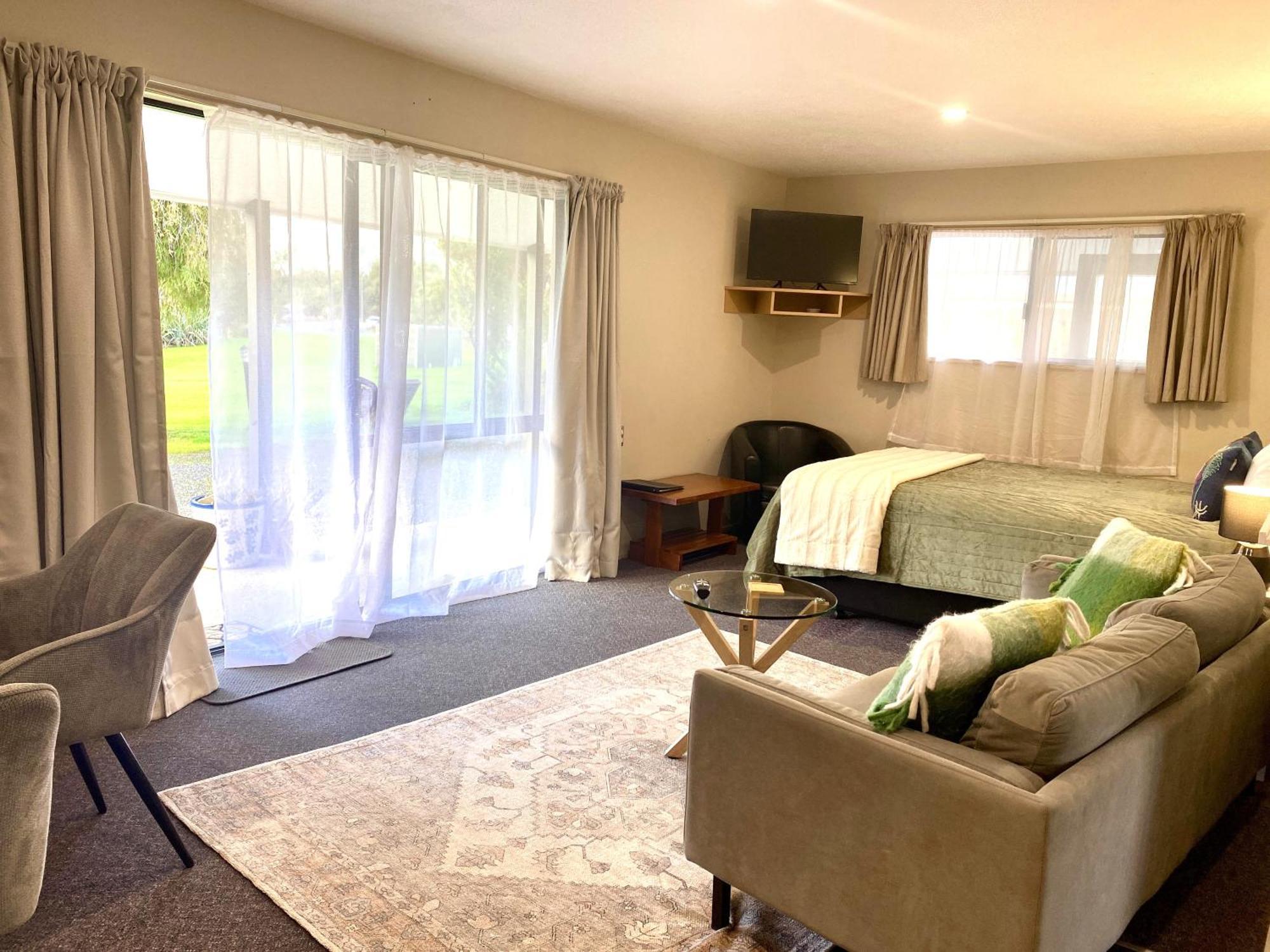 Heritage Park Lodge Haast Eksteriør billede