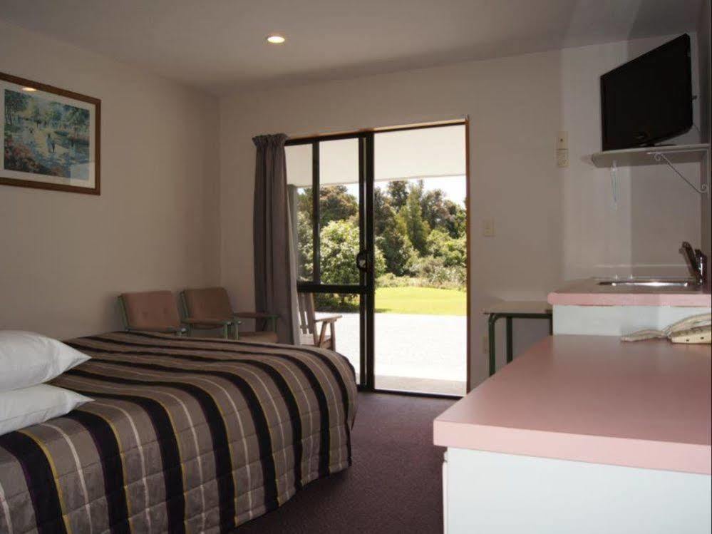 Heritage Park Lodge Haast Eksteriør billede